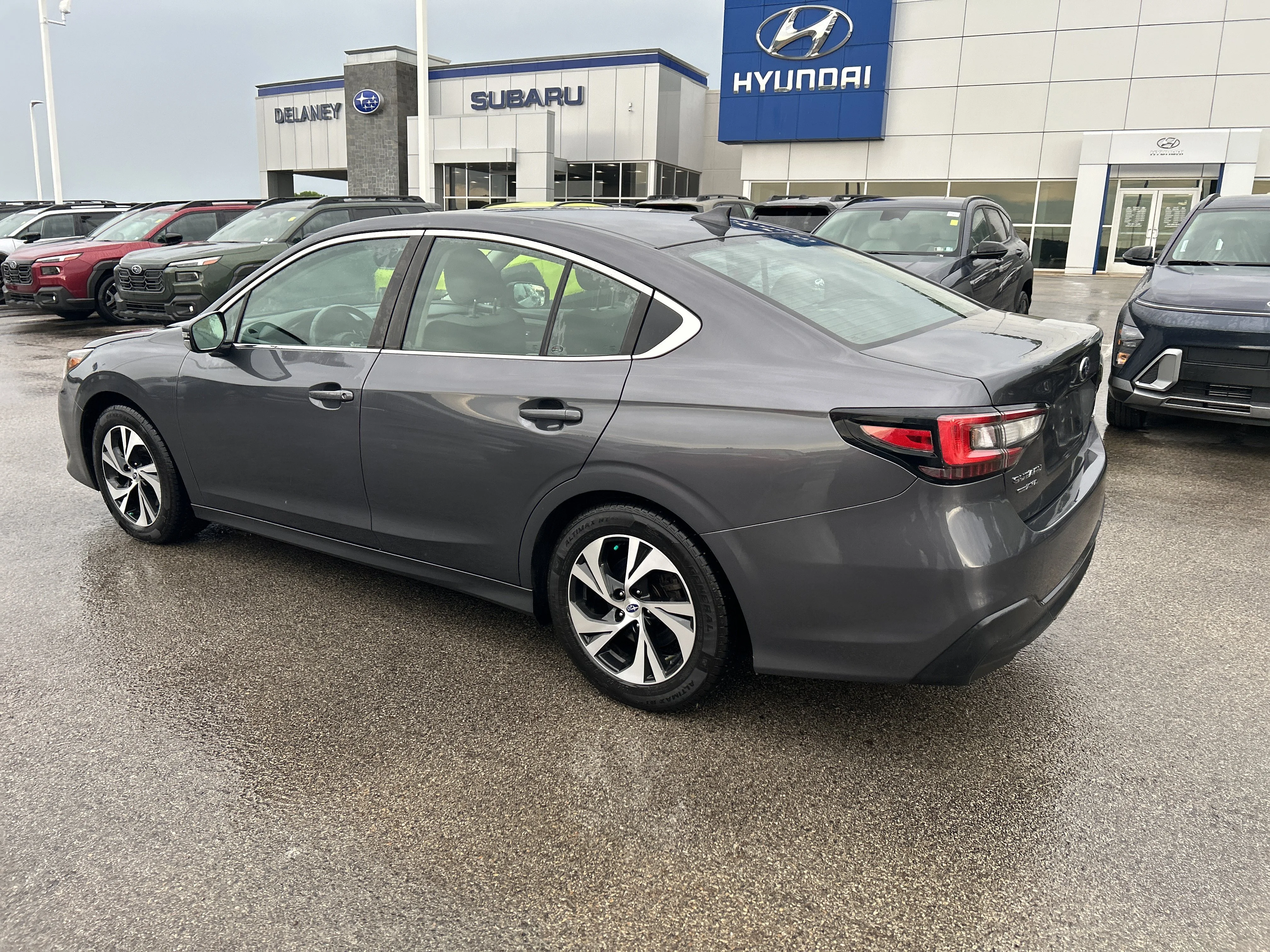 Used 2020 Magnetite Gray Metallic Subaru Premium image 4