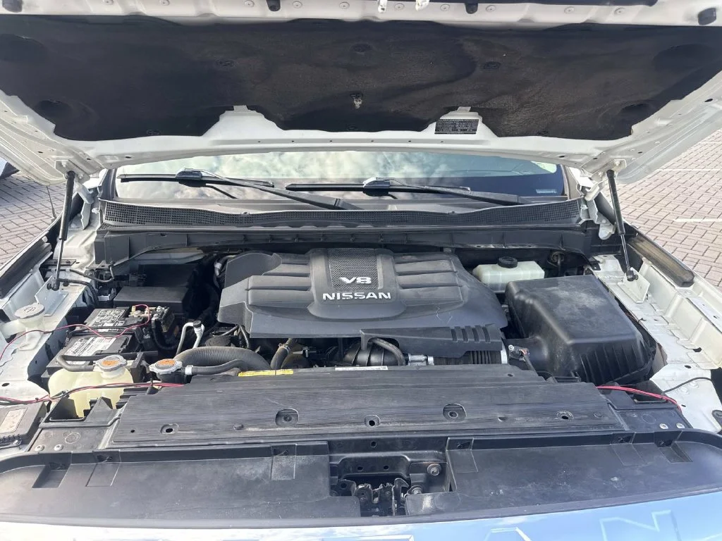Used 2018 White Nissan SV image 9