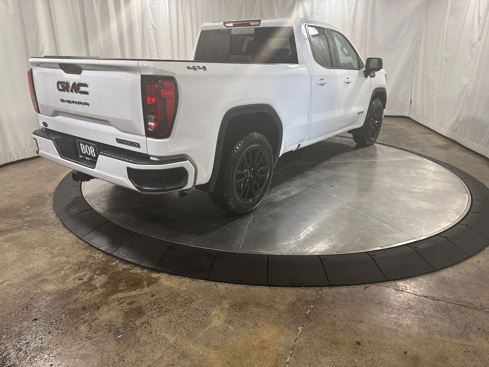 Used 2026 Summit White GMC Elevation image 11