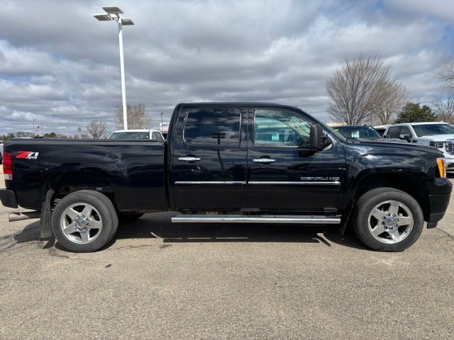 Used 2014 GMC Sierra 2500 Denali HD Denali with VIN 1GT125E82EF181827 for sale in Rochester, Minnesota