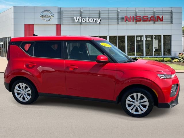 Used 2022 Red Kia LX image 2
