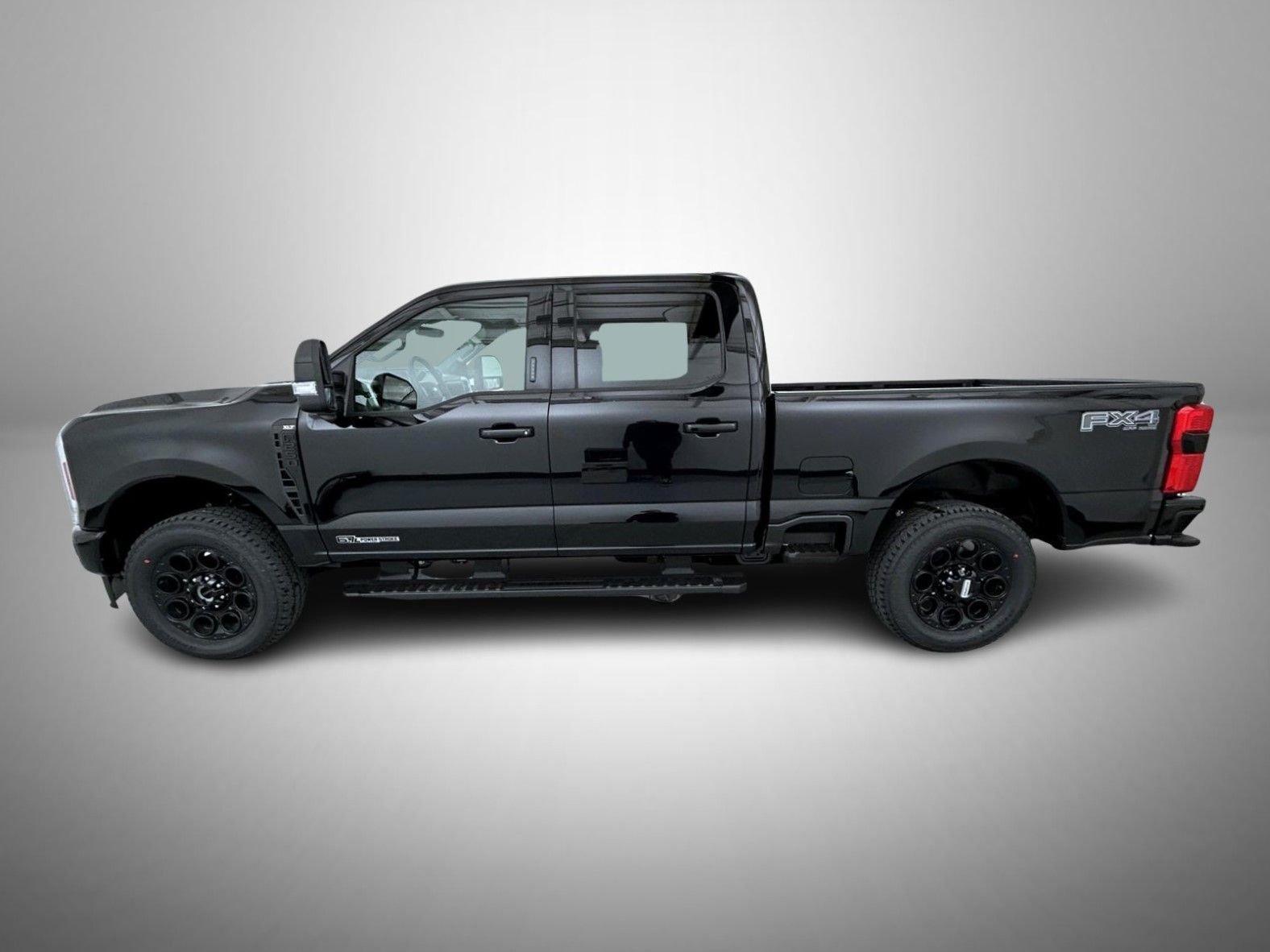 New 2026 Agate Black Metallic Ford XLT image 8
