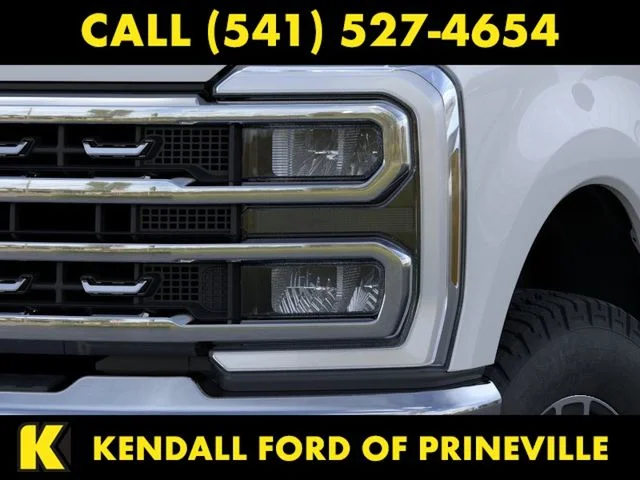 New 2026 Oxford White Ford Lariat image 18