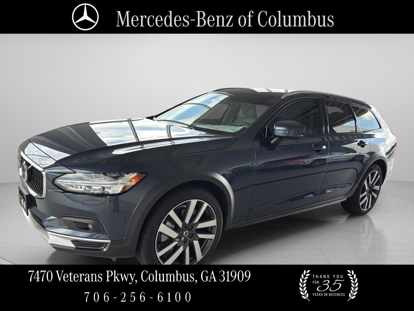 2025 Volvo V90 Cross Country B6 Ultra AWD's photo