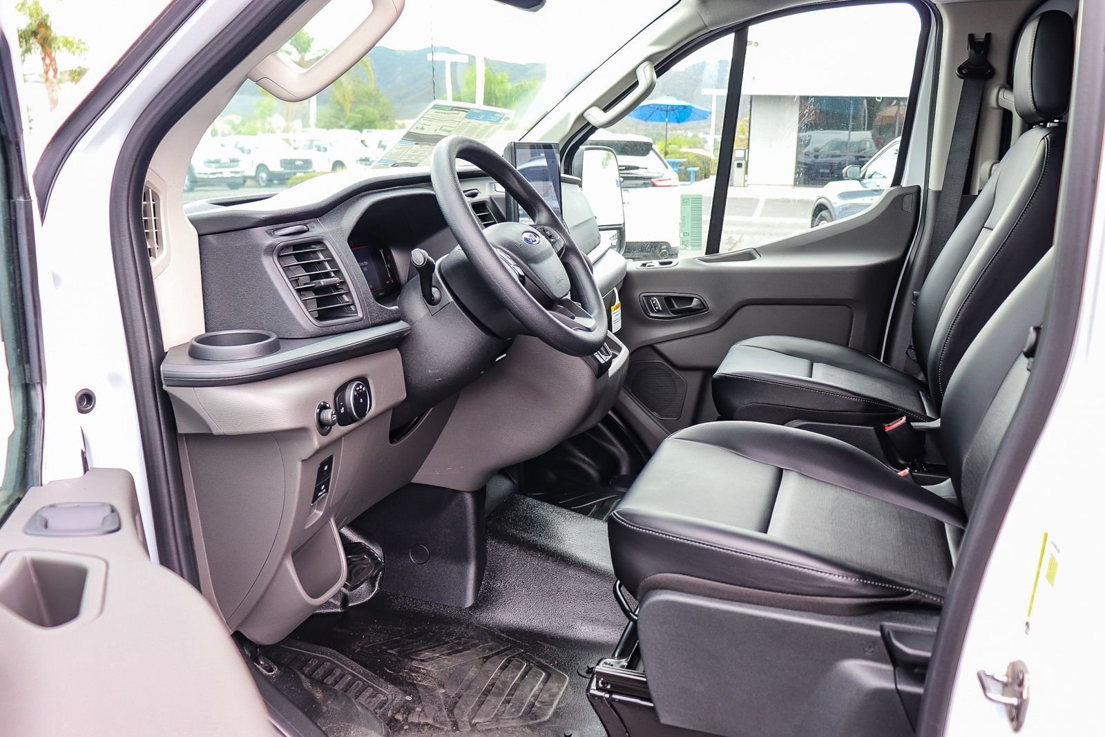 New 2026 Oxford White Ford Cargo Van image 18