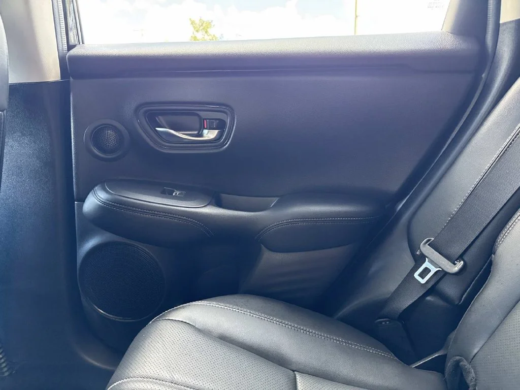 Used 2025  Honda EX-L image 17