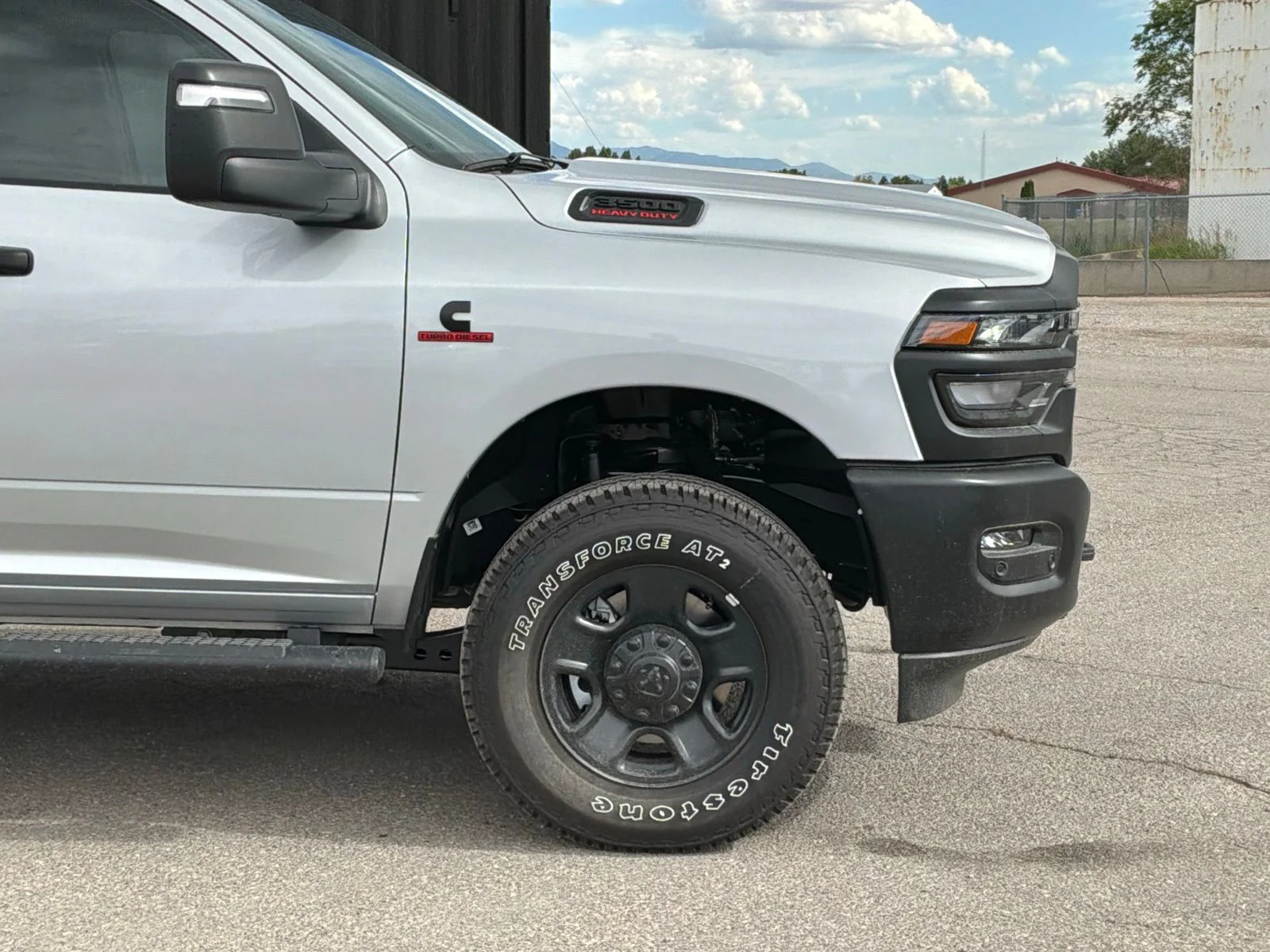 New 2026 Silver-Zynith Exterior Paint RAM Tradesman image 3