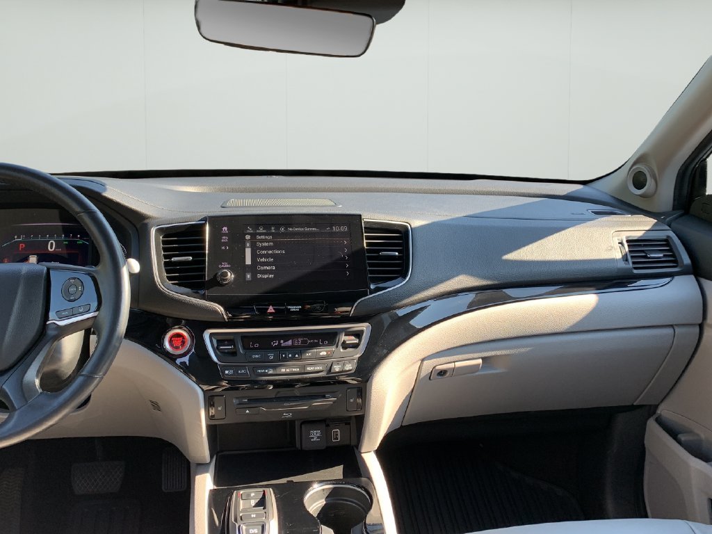 2022 Honda Pilot Touring - Photo 19