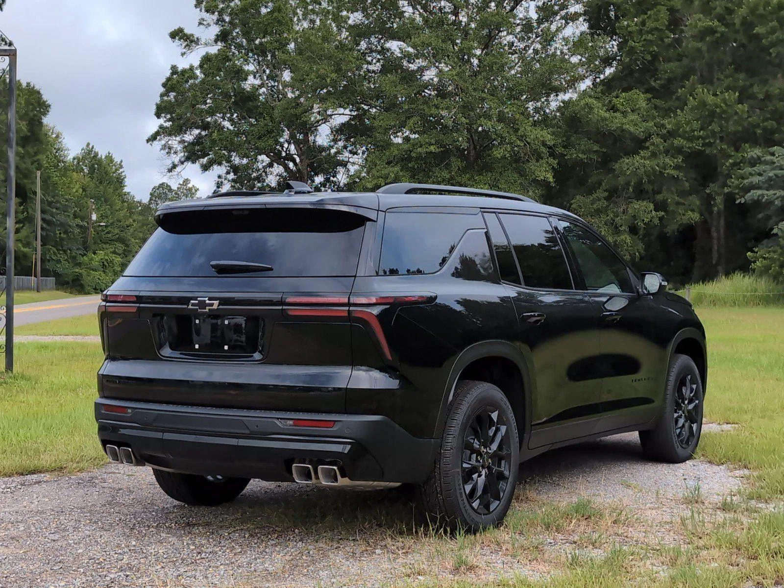 New 2026 Mosaic Black Metallic Chevrolet LT image 7