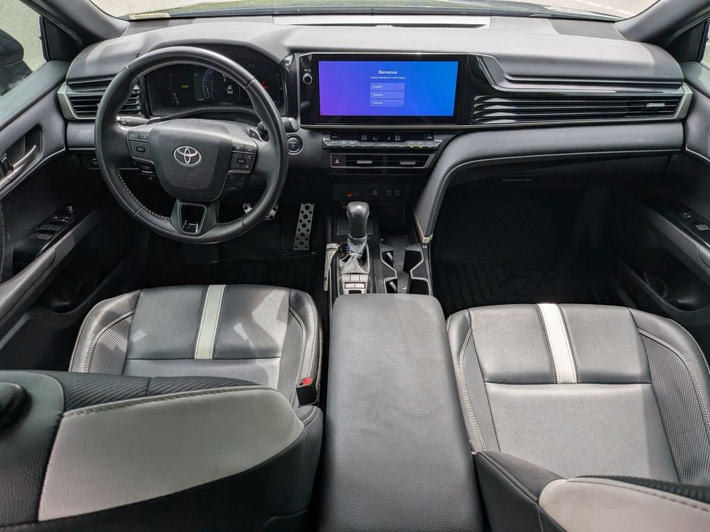 Certified Used 2025  Toyota SE image 27