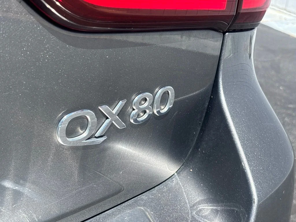 Used 2021 Gray INFINITI LUXE image 36