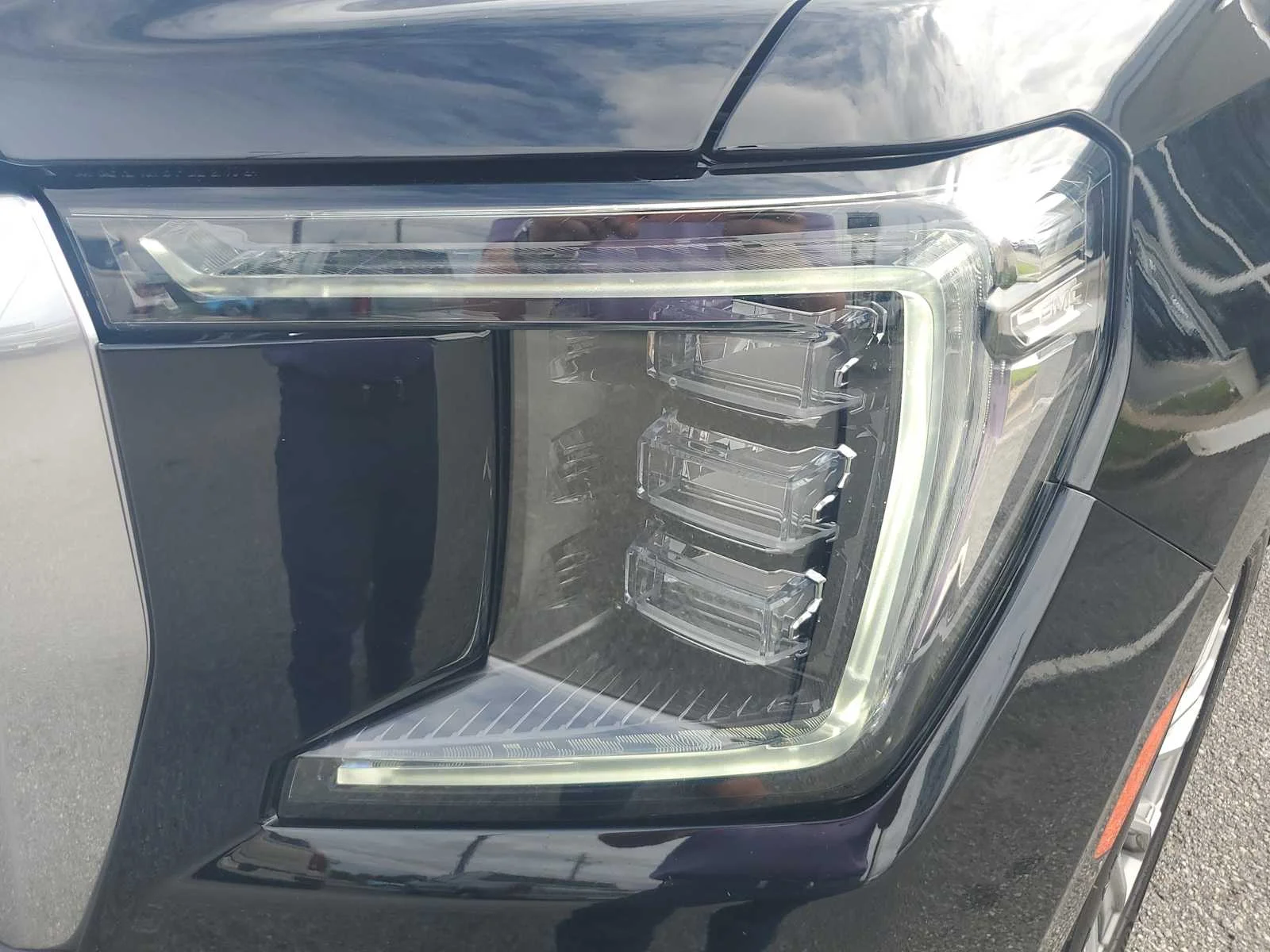 Used 2021 ONYX BLACK GMC Denali image 13