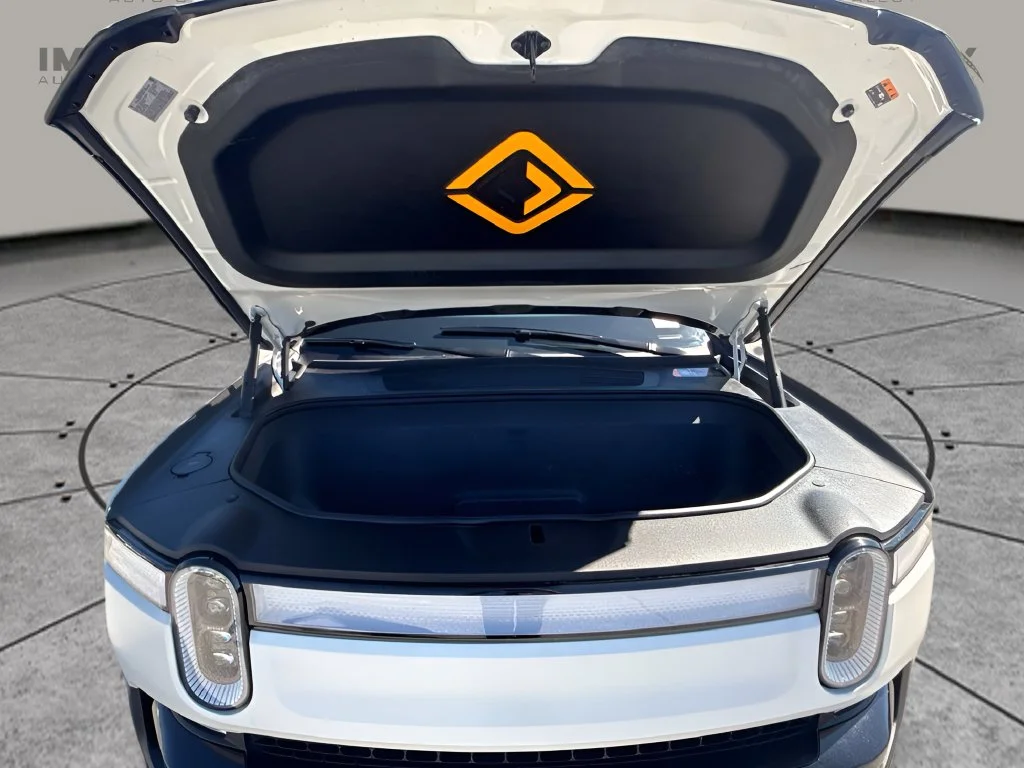 Used 2022 White Rivian Adventure image 28