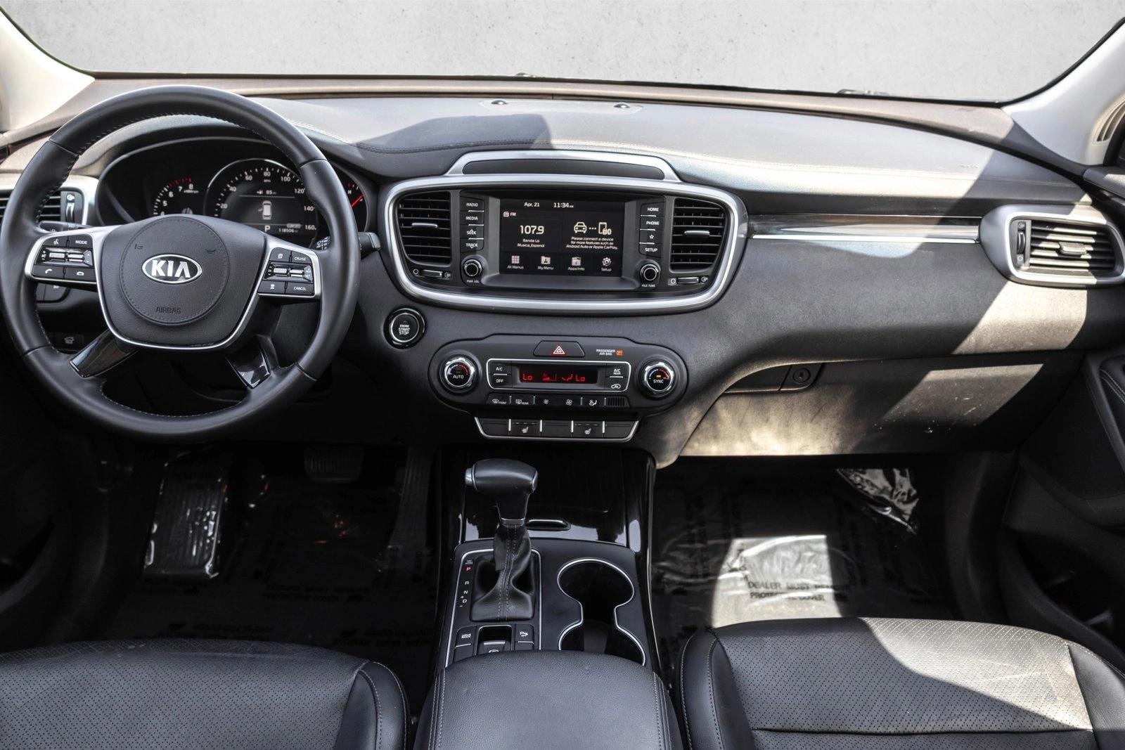 Used 2020 Gravity Grey Kia EX V6 image 23