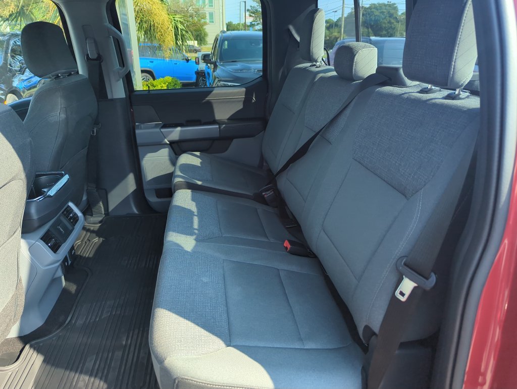 Used 2024 Red Ford XLT image 28