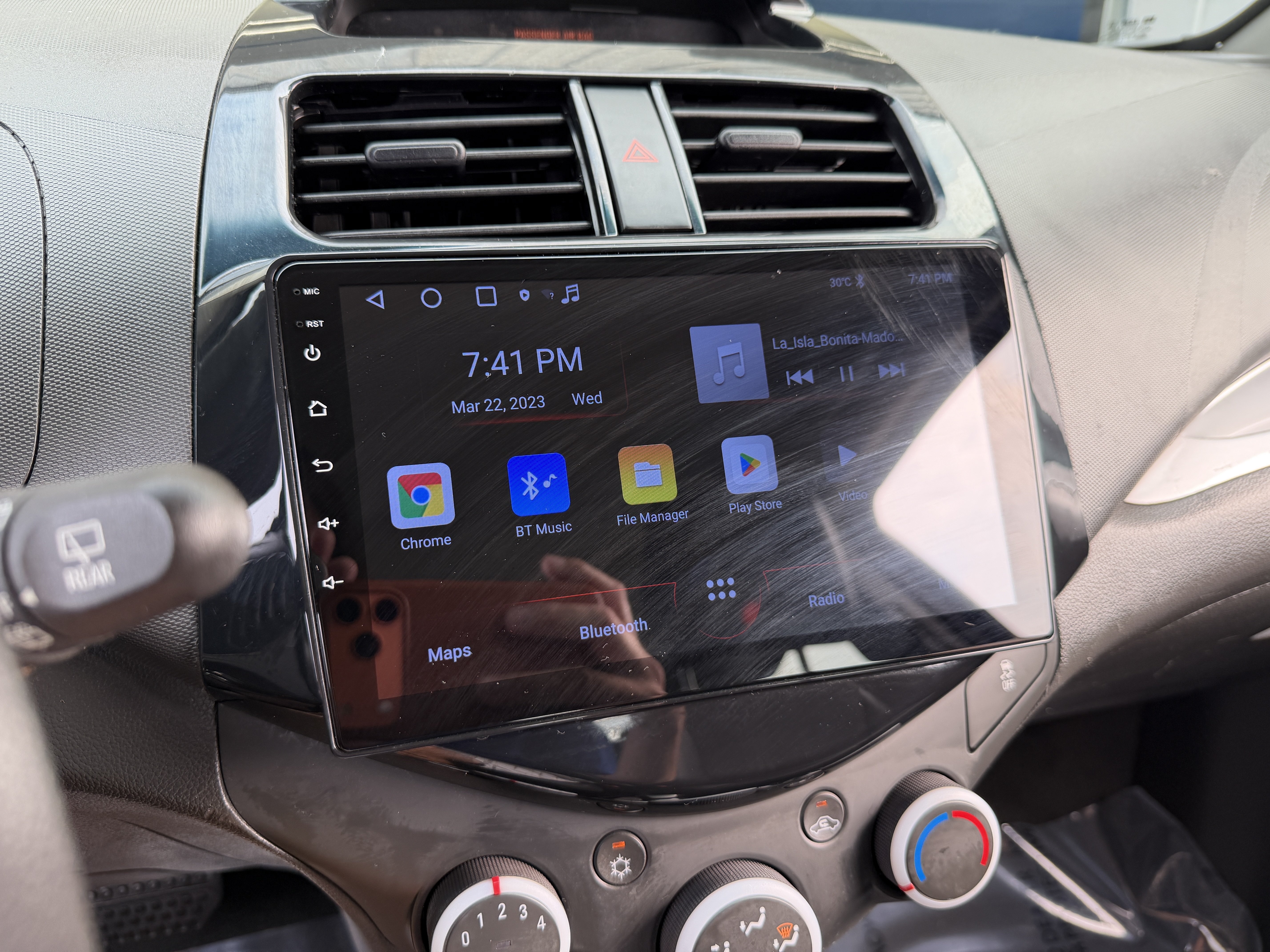 Used 2015 Summit White Chevrolet LT image 17