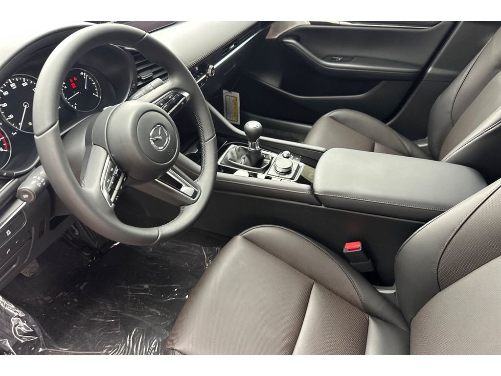 2026 Mazda Mazda3 Premium - Photo 9