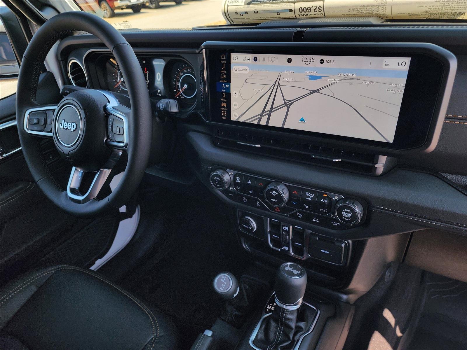 2025 Jeep Wrangler 4-Door Sahara - Photo 9