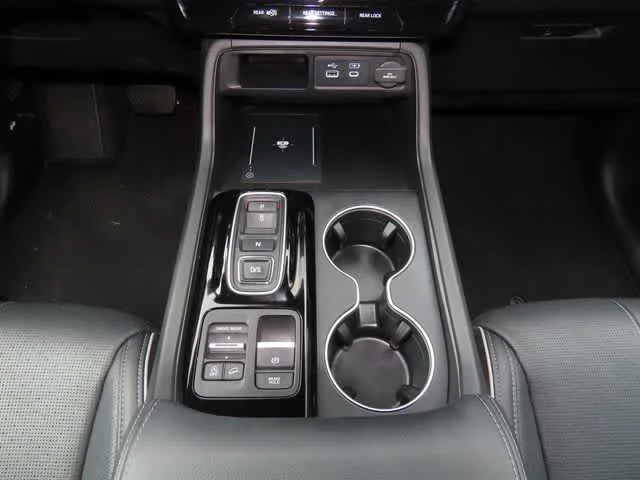 2023 Honda Pilot Elite - Photo 27