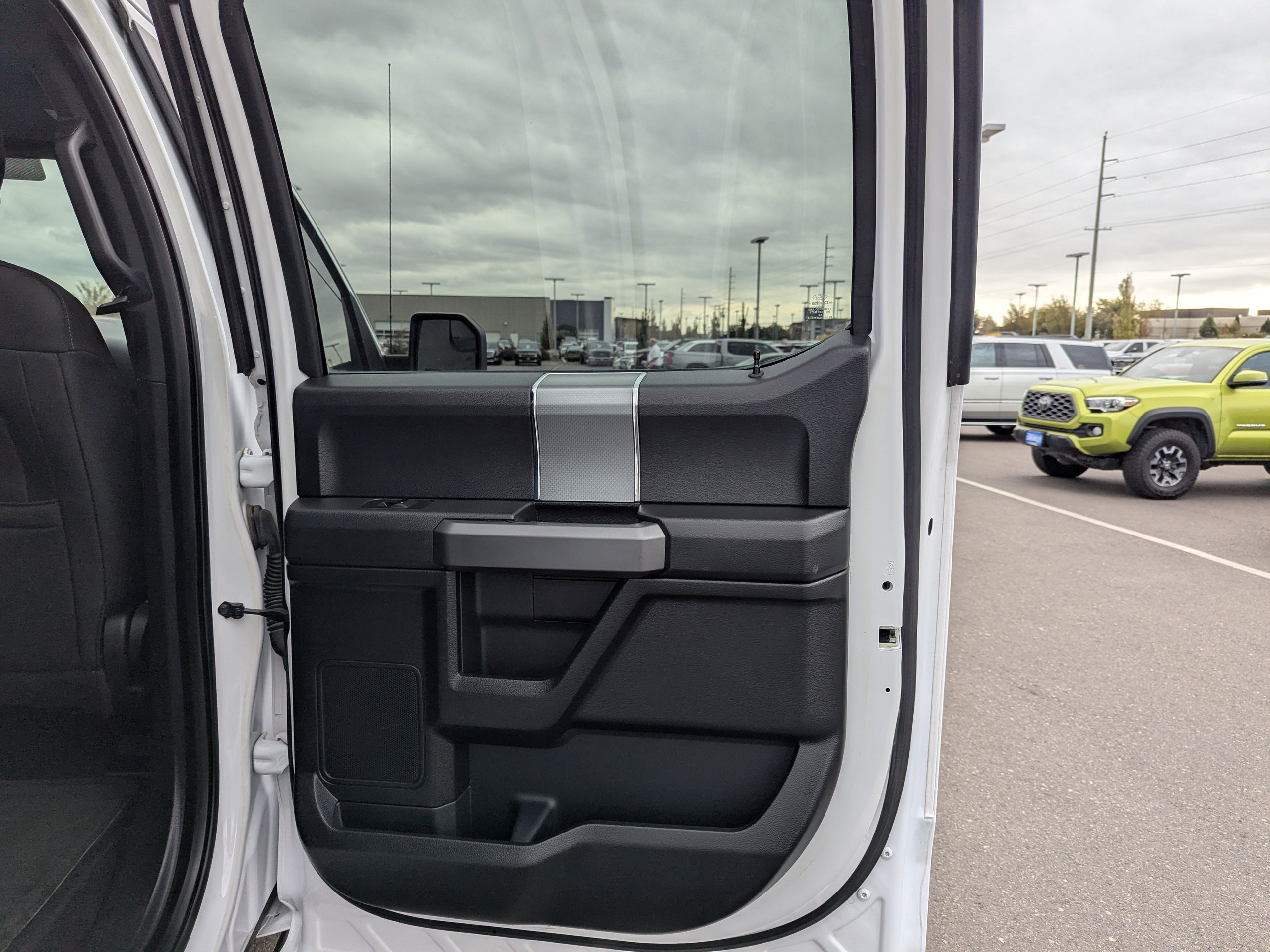 2015 Ford F-150 XLT - Photo 37