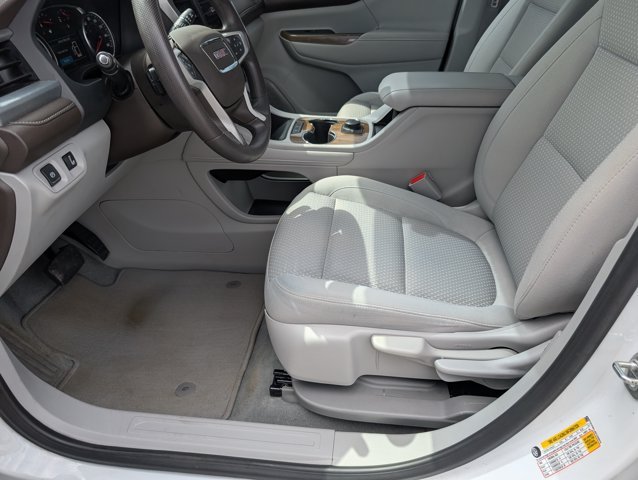 Used 2023 White GMC SLE image 16