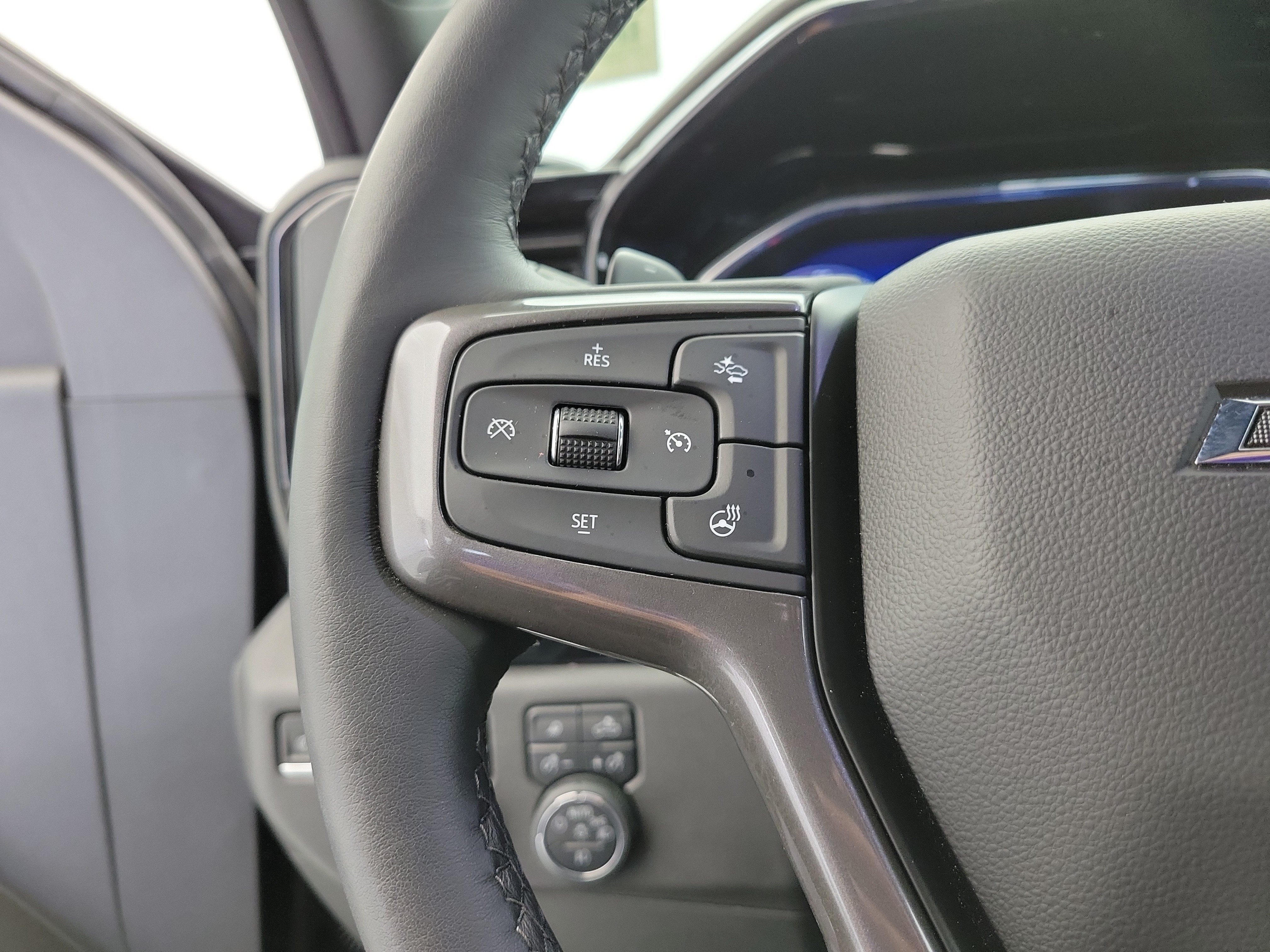 Used 2023 Dark Ash Metallic Chevrolet ZR2 image 23