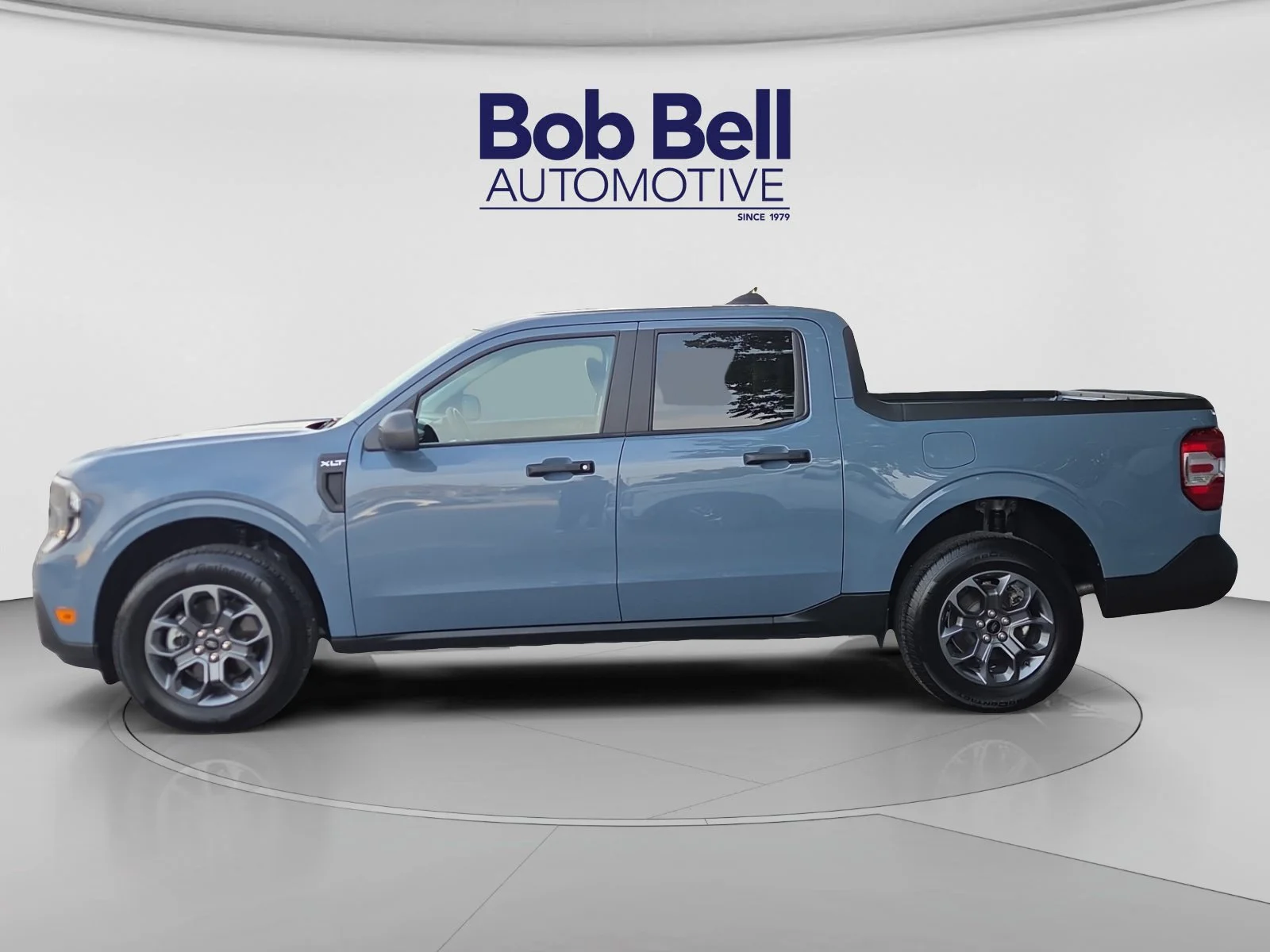 Certified Used 2025 Azure Gray Metallic Ford XLT image 2