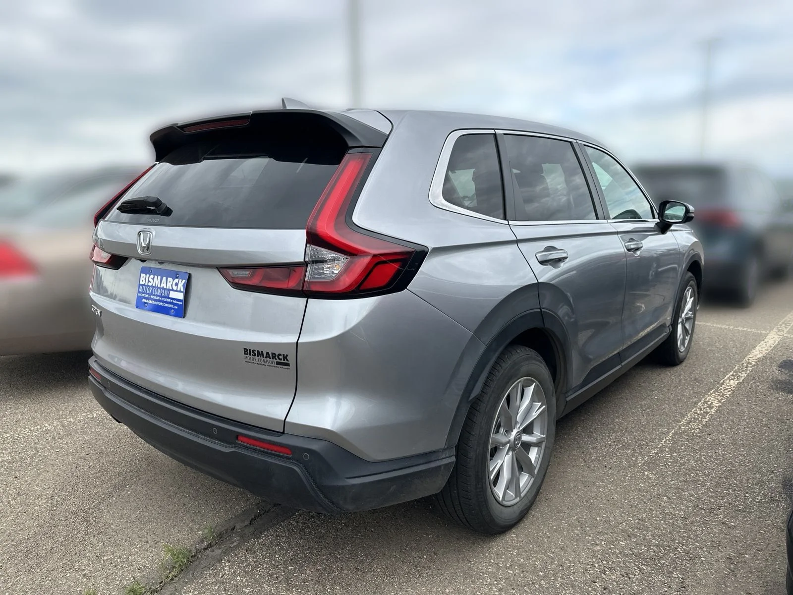 Certified Used 2024 Silver Honda EX-L image 3