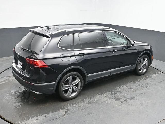 Used 2021 Black Volkswagen 2.0T SE image 38