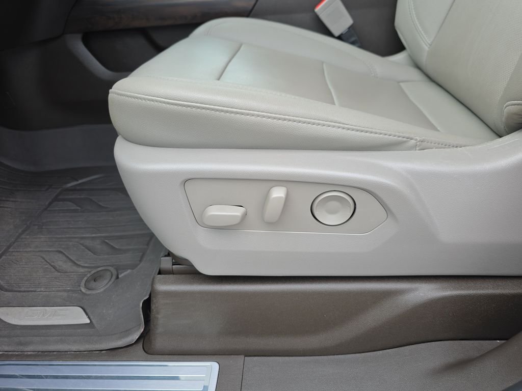2023 GMC Sierra 1500 SLT - Photo 12