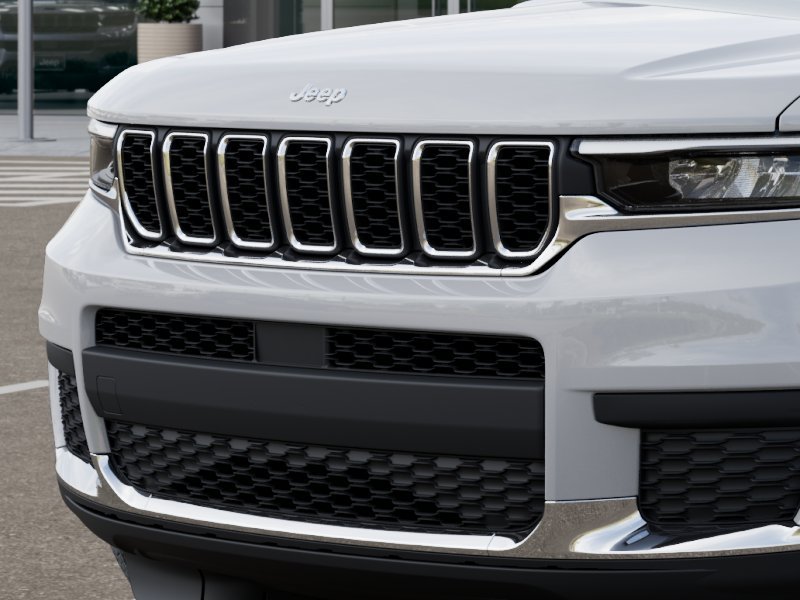 New 2026 Bright White Clear-Coat Exterior Paint Jeep Laredo X image 37