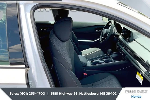 2025 Honda Accord SE - Photo 20