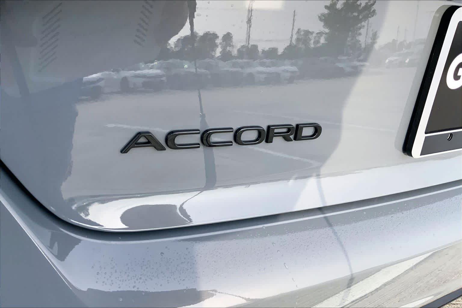 New 2026 Urban Gray Pearl Honda Sport-L Hybrid image 15