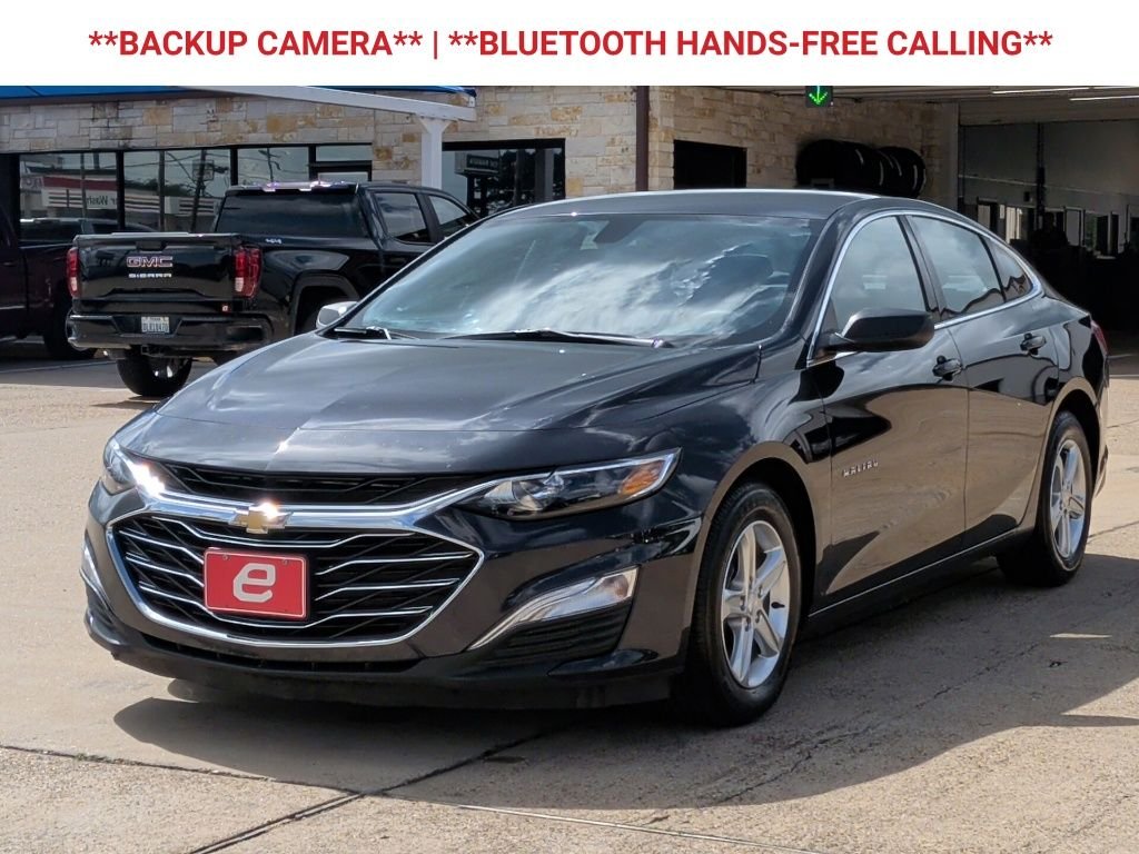 Used 2022 Gray Chevrolet LS image 3