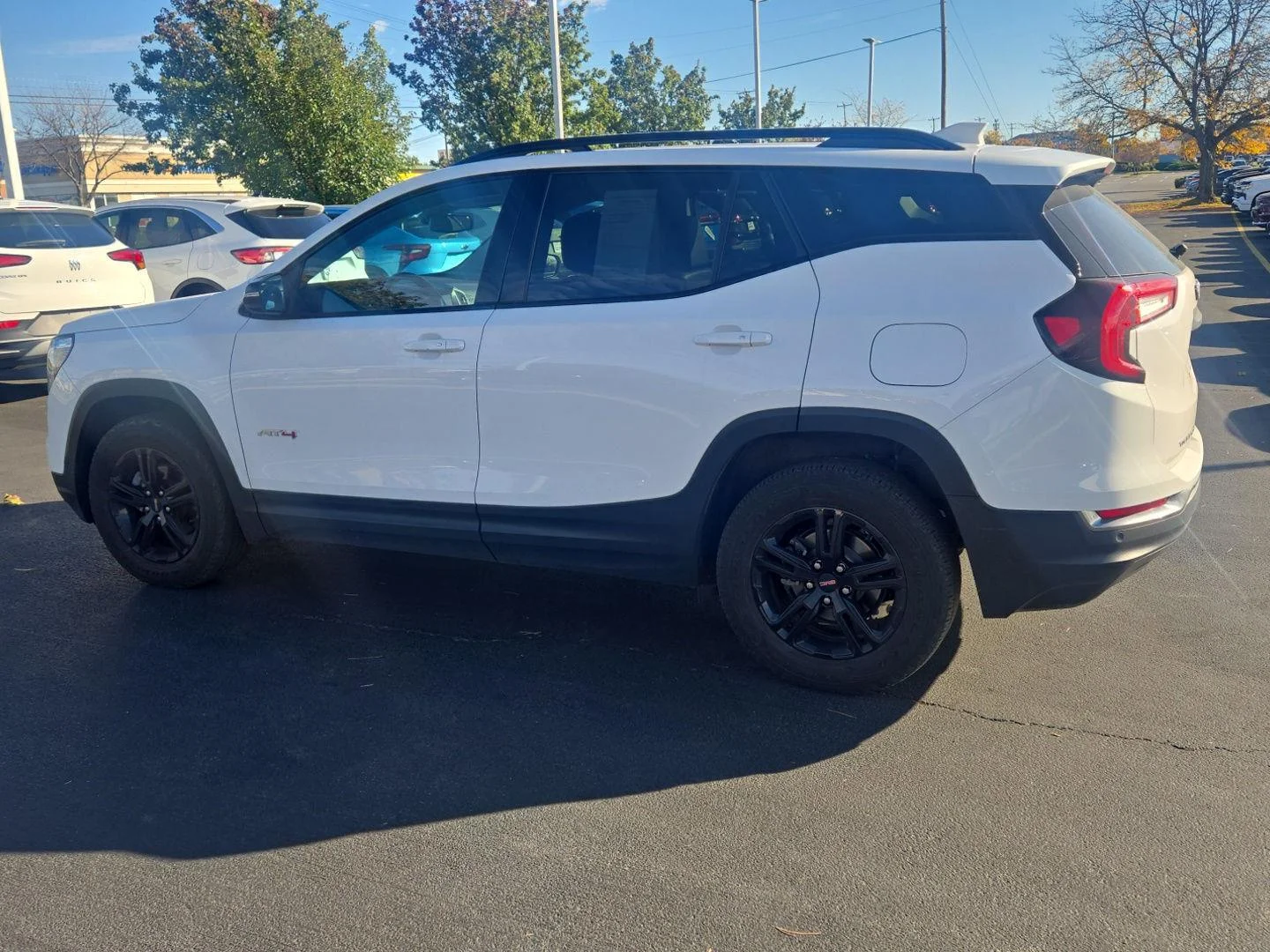 Used 2024 Summit White GMC AT4 image 4