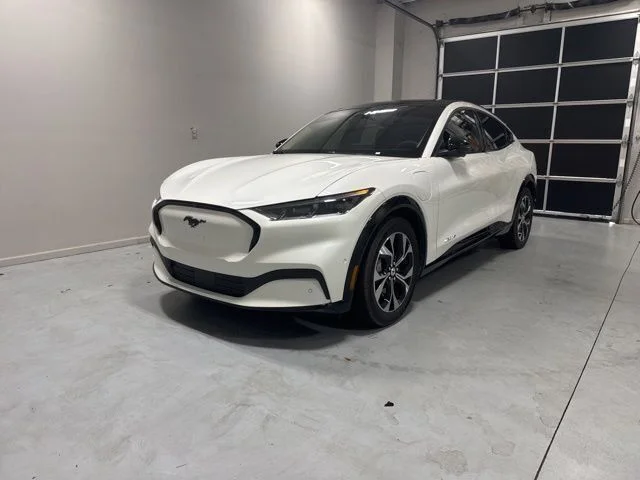 Used 2023 White Ford Premium image 2