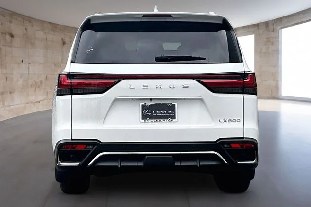 New 2026 Ultra White Lexus 600 F SPORT image 4