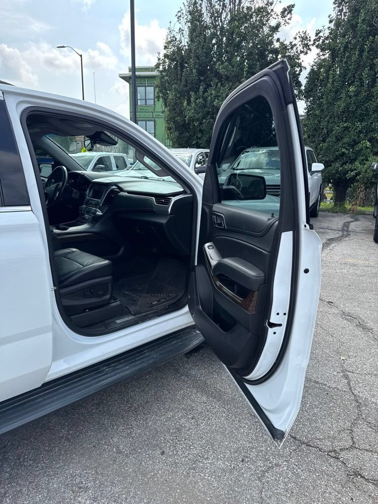 Used 2018 SUMMIT WHITE Chevrolet LT image 31