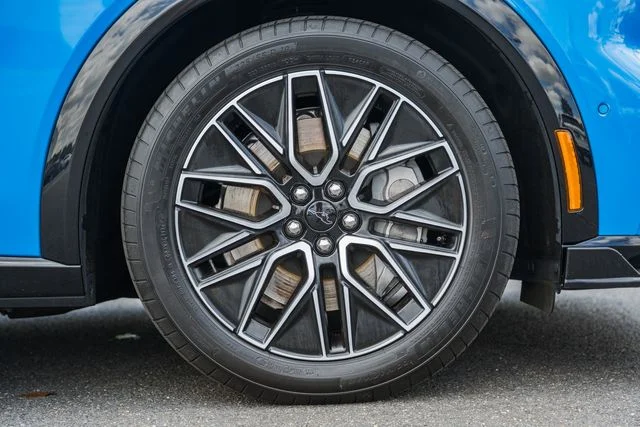 Used 2024 Blue Ford Premium image 19