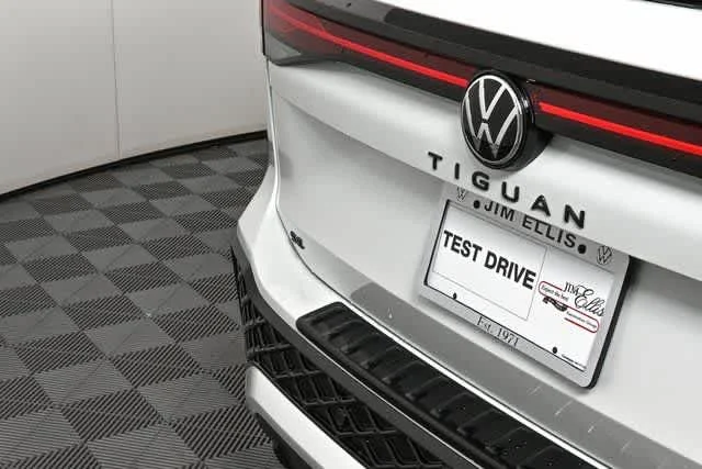 2026 Volkswagen Tiguan SE R-LINE BLACK - Photo 34