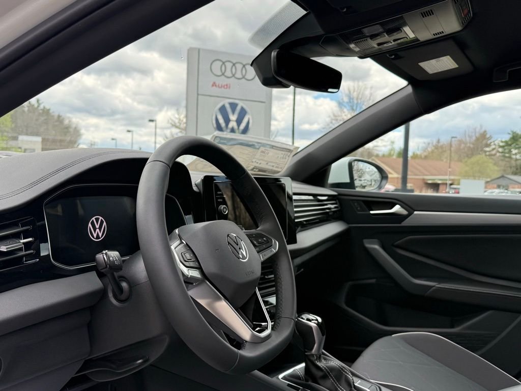 New 2026 White Volkswagen 1.5T Sport image 25