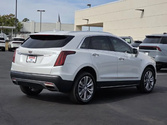 Used 2024 Crystal White Tri-Coat Cadillac Premium Luxury image 4