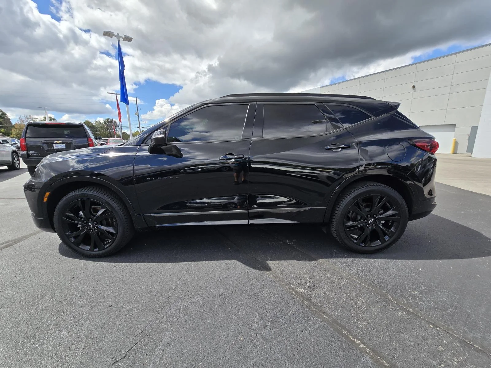 Used 2022 BLACK Chevrolet RS image 3