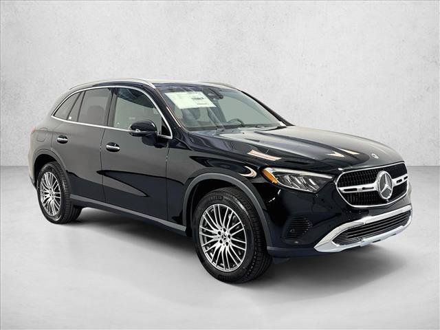 New 2026 Black Mercedes-Benz GLC 300 image 33