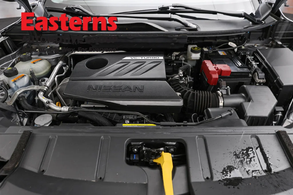 Used 2023 Gray Nissan SV image 7