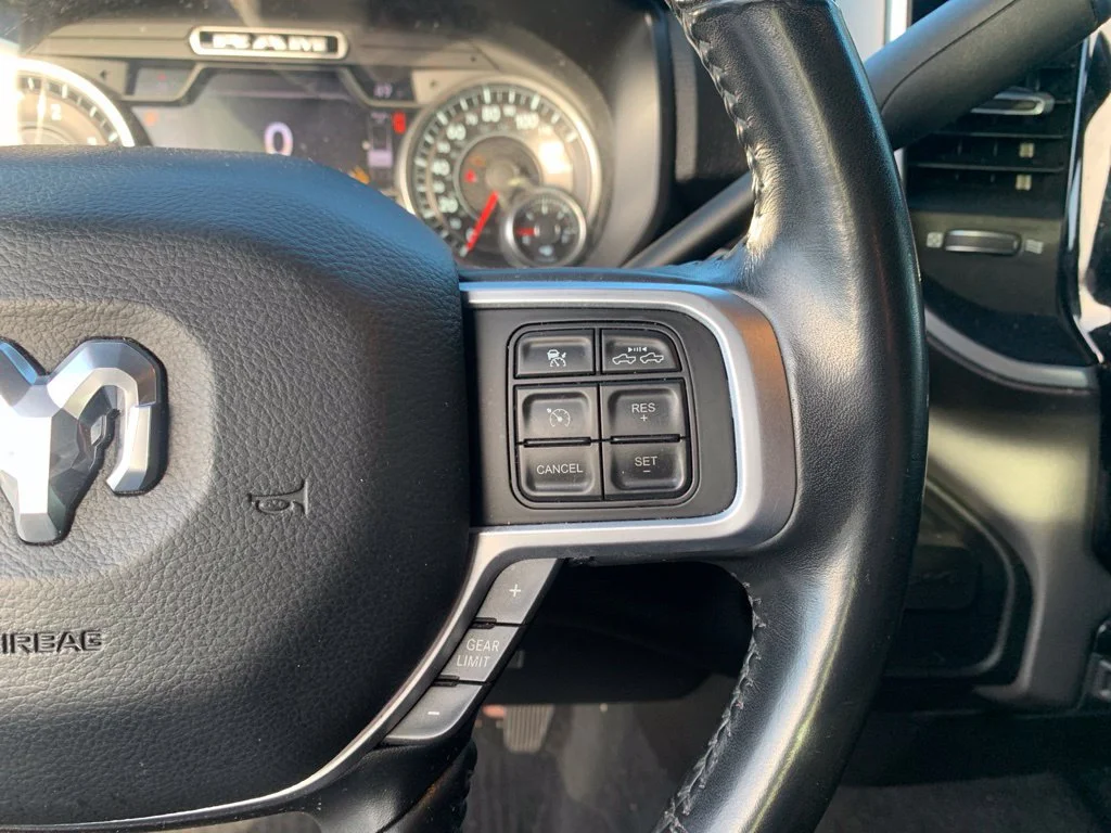 Used 2019 Diamond Black Crystal Pearlcoat Ram Big Horn image 17