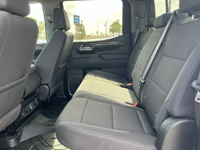 Used 2025 Summit White Chevrolet LT image 26