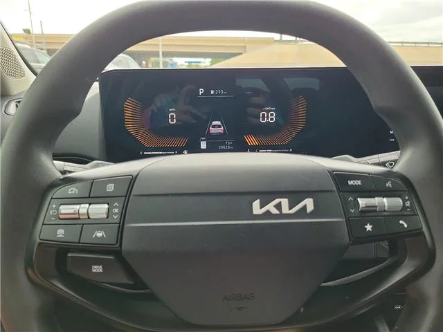 Used 2025 Steel Gray KIA LXS (IVT) image 16