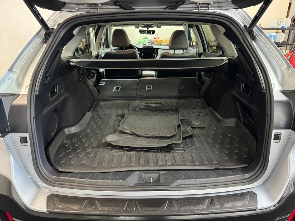 Used 2021 Silver Subaru Limited image 7
