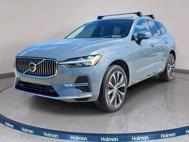 2022 Volvo XC60 Recharge Plug-In Hybrid T8 Inscription Expression